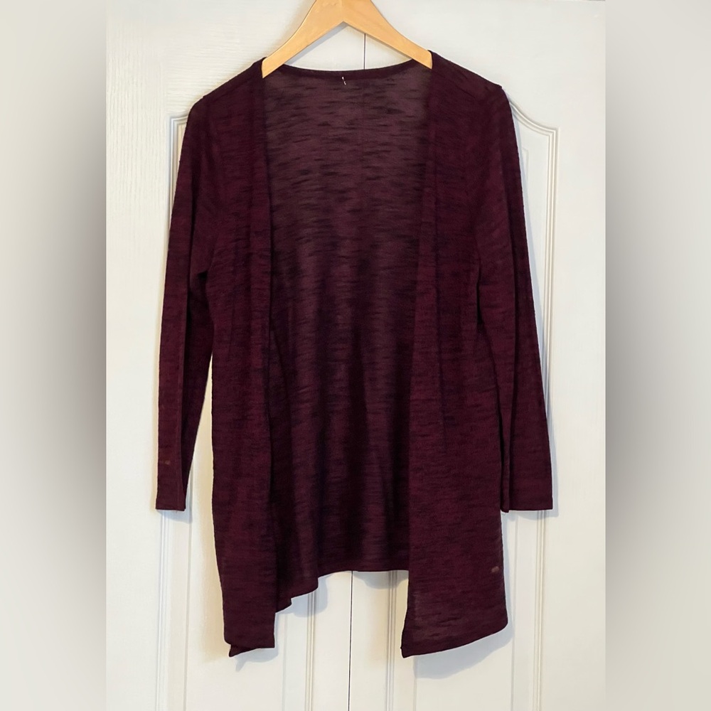 Women's Burgundy Open Front Cardigan - Picture 2 of 4